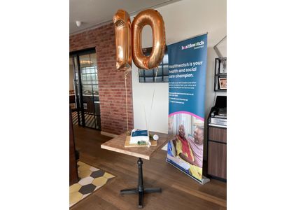 Customer image of 26" Gold Number Foil Balloons (0 - 9)