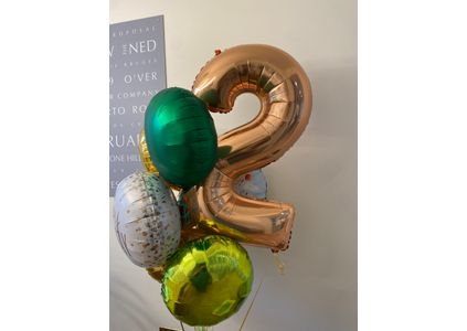 Customer image of Gold Foil Number Balloon Package