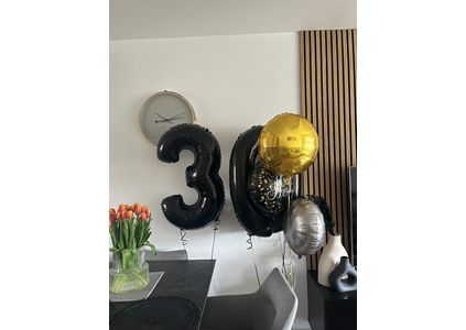 Customer image of 30th Birthday Black Foil Balloon Package