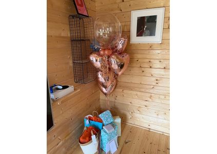 Customer image of Rose Gold Confetti Balloon Package