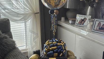 Customer image of 30th Birthday Personalised Confetti Bubble Balloon